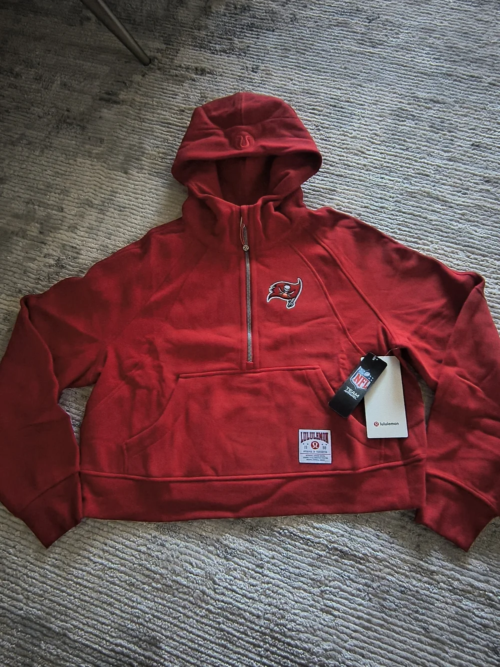 Lululemon athletica Red Tampa Bay Buccaneers Quarter-Zip Hoodie